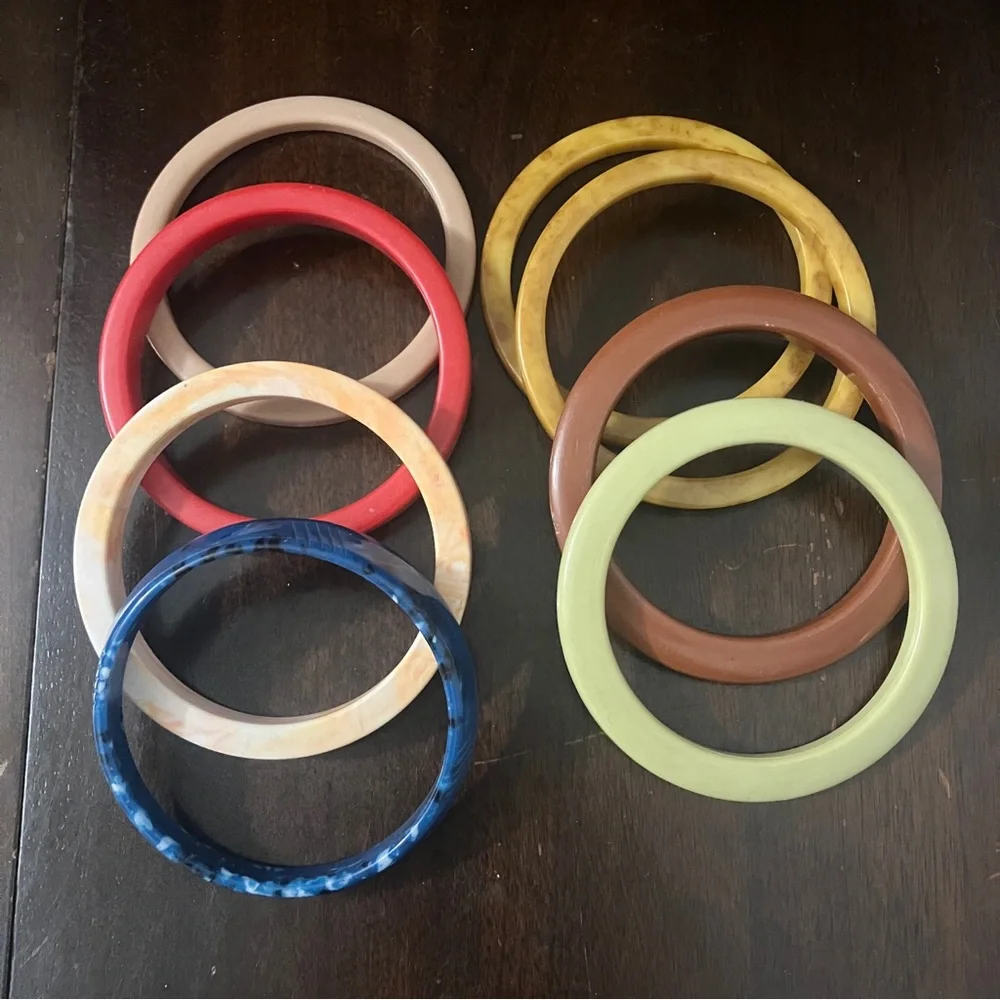 Lot of 8 Vintage Thermoplastic & Bakelite Bangles Marbled, End of Day, Slice Cut